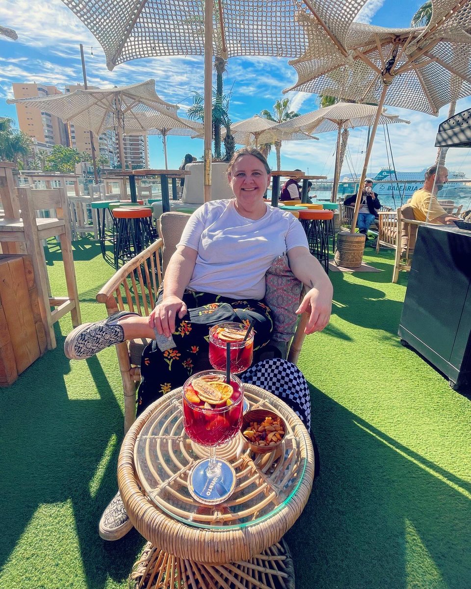 RachelTrelly's tweet photo. #MalagaVibes 🇪🇸 https://t.co/NBVtdRMB4i