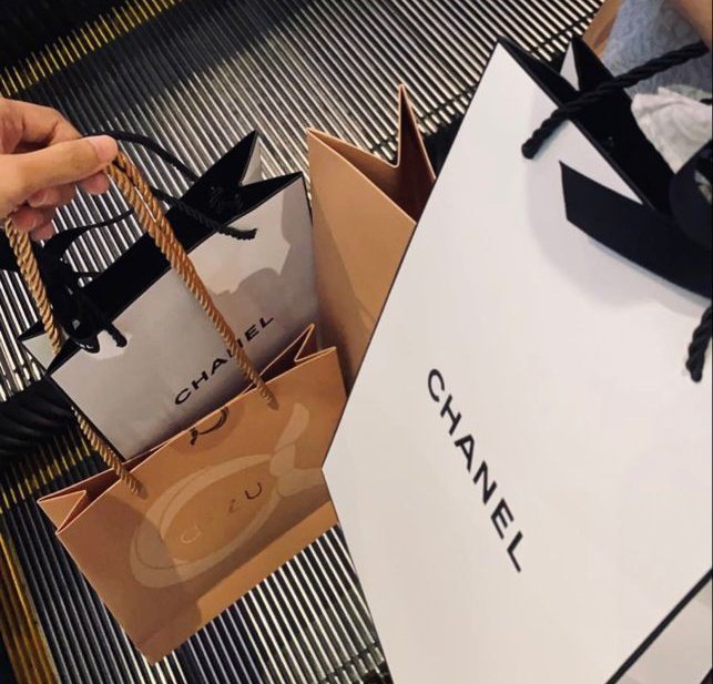 ⠀

              𓈒    𓂅⁩   pretty  gi͟r͟l͟s͟   🌸   ࿁   ࣪ 
          ִ۫ ꯭𓈒💌  ׄ  𝓫𝓮loved  shoppinֺྀི︩︪g     ֹ    *   𓈒

самым трудным оказалось покидать магазины с плюшевыми игрушками, пижамами и маленькими кроссовками. но себя мы тоже не обделили.

⠀