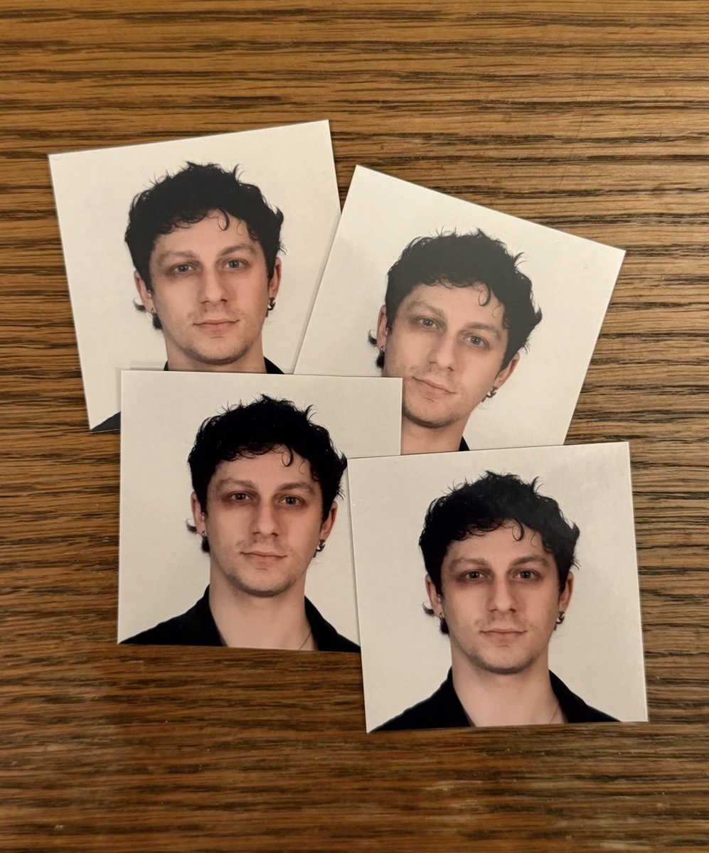 new passport pix ᕦ(ò_óˇ)ᕤ