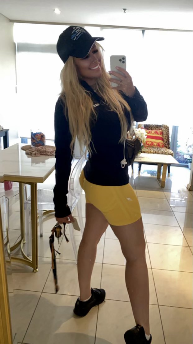 trophywifetiff's tweet photo. Hi 👋 https://t.co/NgxUlseCxe