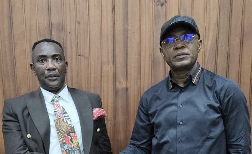 pepele_news's tweet photo. 🔴 #KINSHASA | Guéguerre entre Godé #MPOY et Gentiny #NGOBILA. Dans une correspondance, Godé Mpoy demande à l'Association congolaise des Banques de récuser la signature de Gentiny Ngobila qui est sous le coup de poursuites judiciaires. #RDC @pepele_news https://t.co/121PCGn5WU