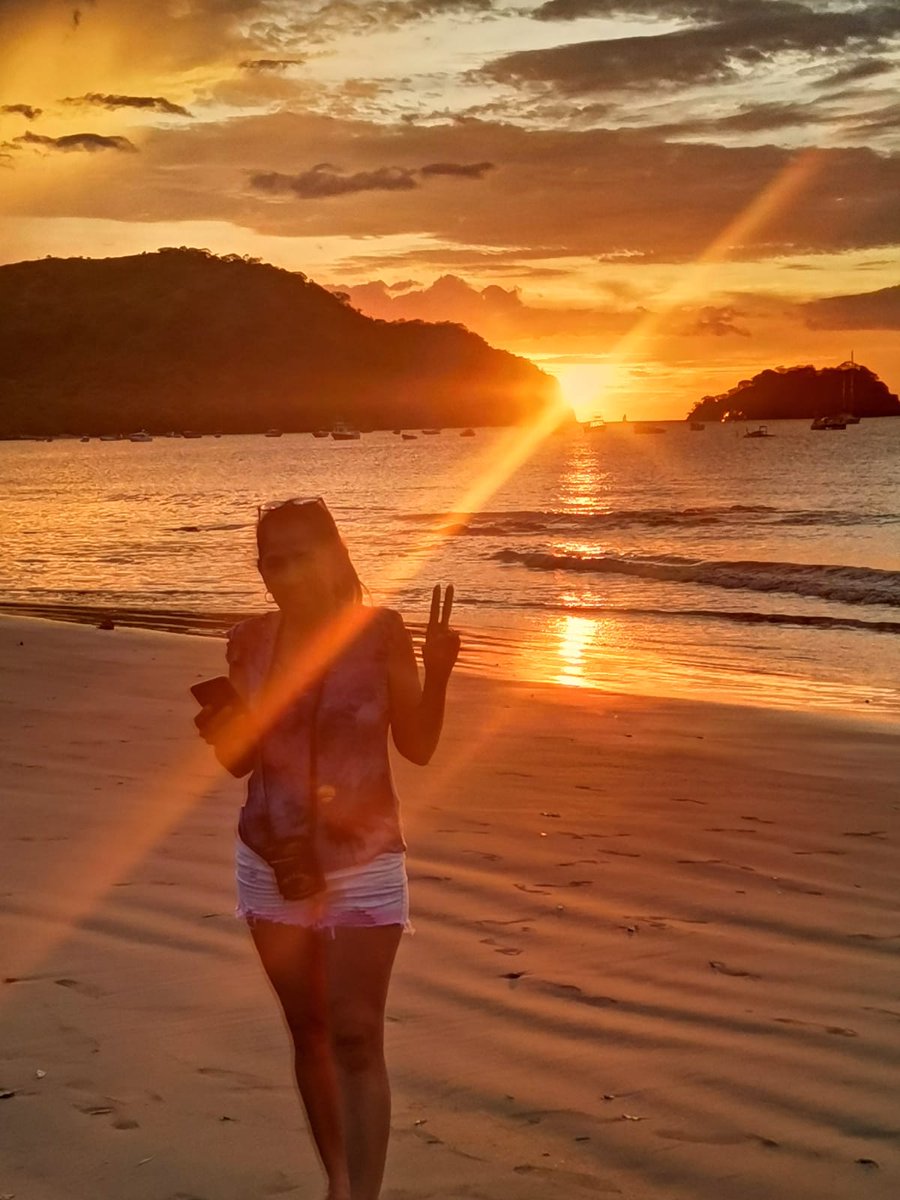 irigorcha's tweet image. Holaaa,, hace unos días atrás en la famosa  "" Playa del Coco"" acá en la Provincia de Guanacaste en mi querida" "Costa Rica" "🥰🇨🇷🏖️