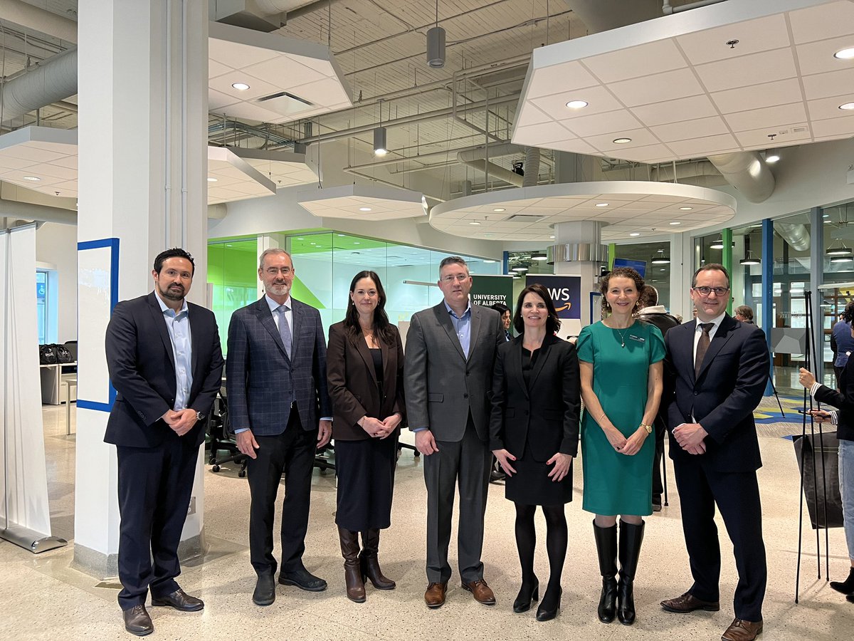UAlberta's tweet photo. We’re at Enterprise Square in the heart of downtown #yeg today to share an exciting announcement for AI in our city: #UAlberta and @AWScloud_Canada have teamed up to launch Artificial Intelligence Discovery Place. 

The centre will provide faculty and students access to AWS Cloud computing technology to advance research and innovation, as well as the opportunity to gain valuable AI skills while supporting the development of solutions that address industry, government and societal challenges.