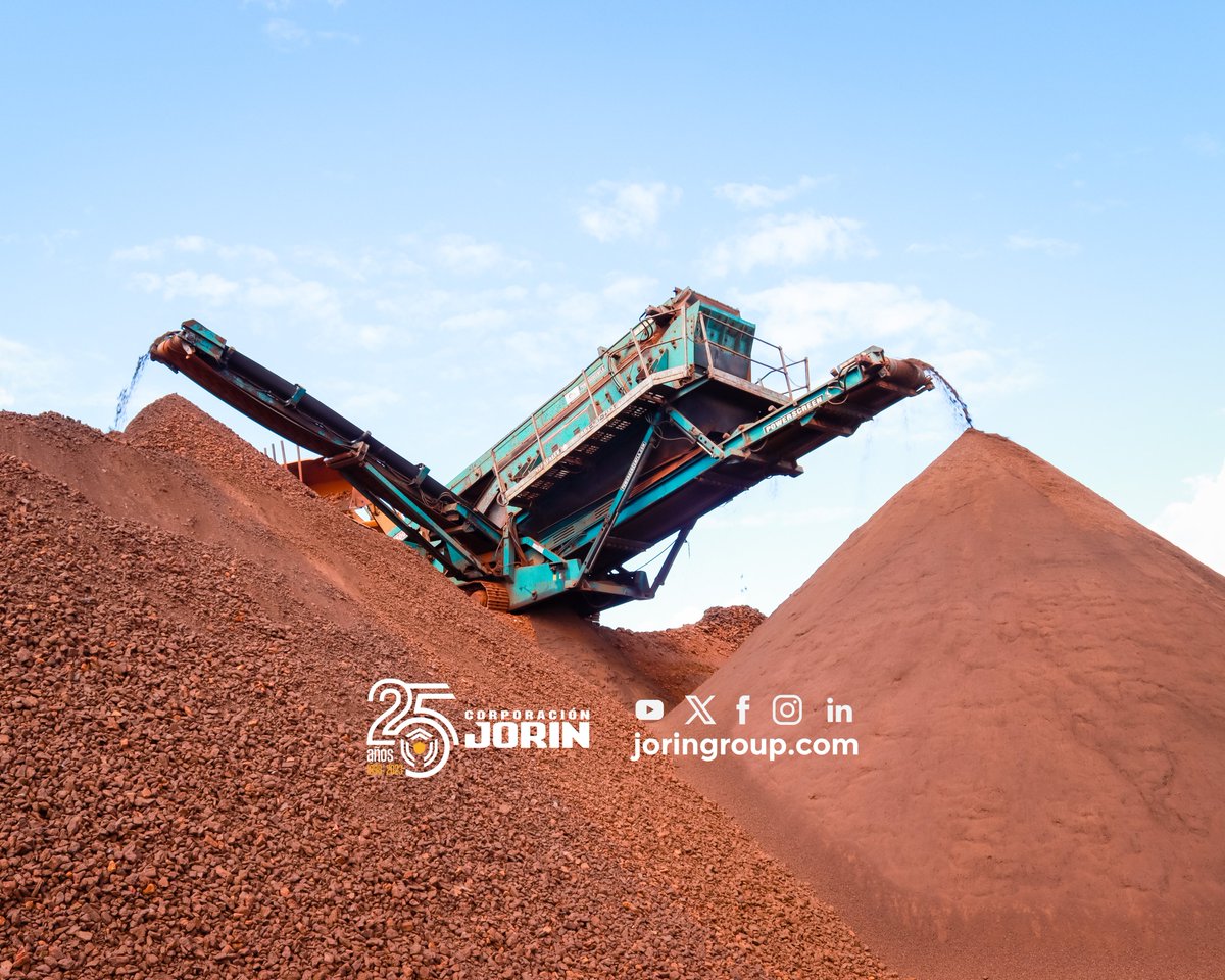 Joringroup's tweet photo. Una masa trabajadora comprometida, fuerza en maquinarias y alianzas estratégicas nos permiten fortalecer a diario, el aparato industrial de nuestra Ciudad Guayana y el país .

#Jorin #fmo #talentohumano #acarreo #criba #produccion #valoreshumanos #guayana #ciudadguayana https://t.co/oOVPdJPLYa