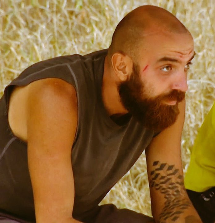 Köşede Turabi olmayınca Sercan’ın elinin sekansı 2020 sezonunun bireysel dönemine kaydı. #survivorallstar2024