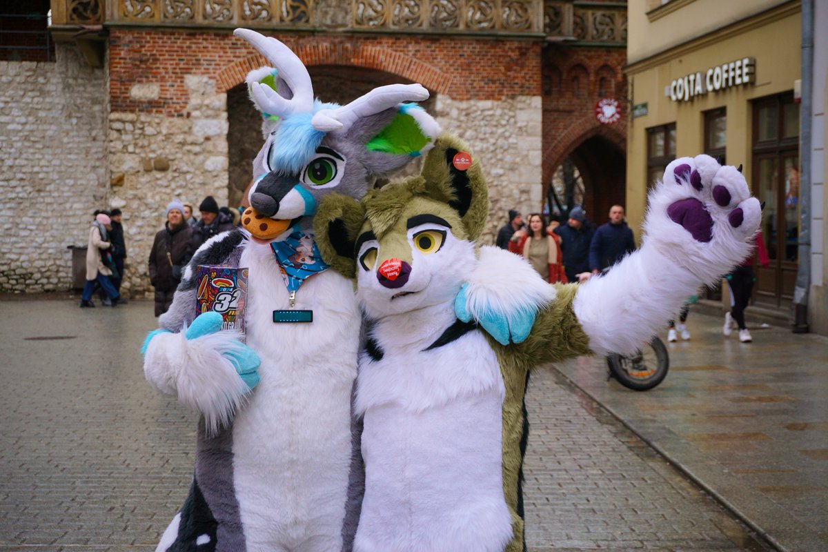 Desmond_Bleat's tweet photo. Hello. I am deer. Please give me monies. It’s for a good cause!
With @DoggoDeer and @nadamefloof 
Photos by @AF_ThunderHeart 
#wosp2024 https://t.co/5ye08P2IxZ