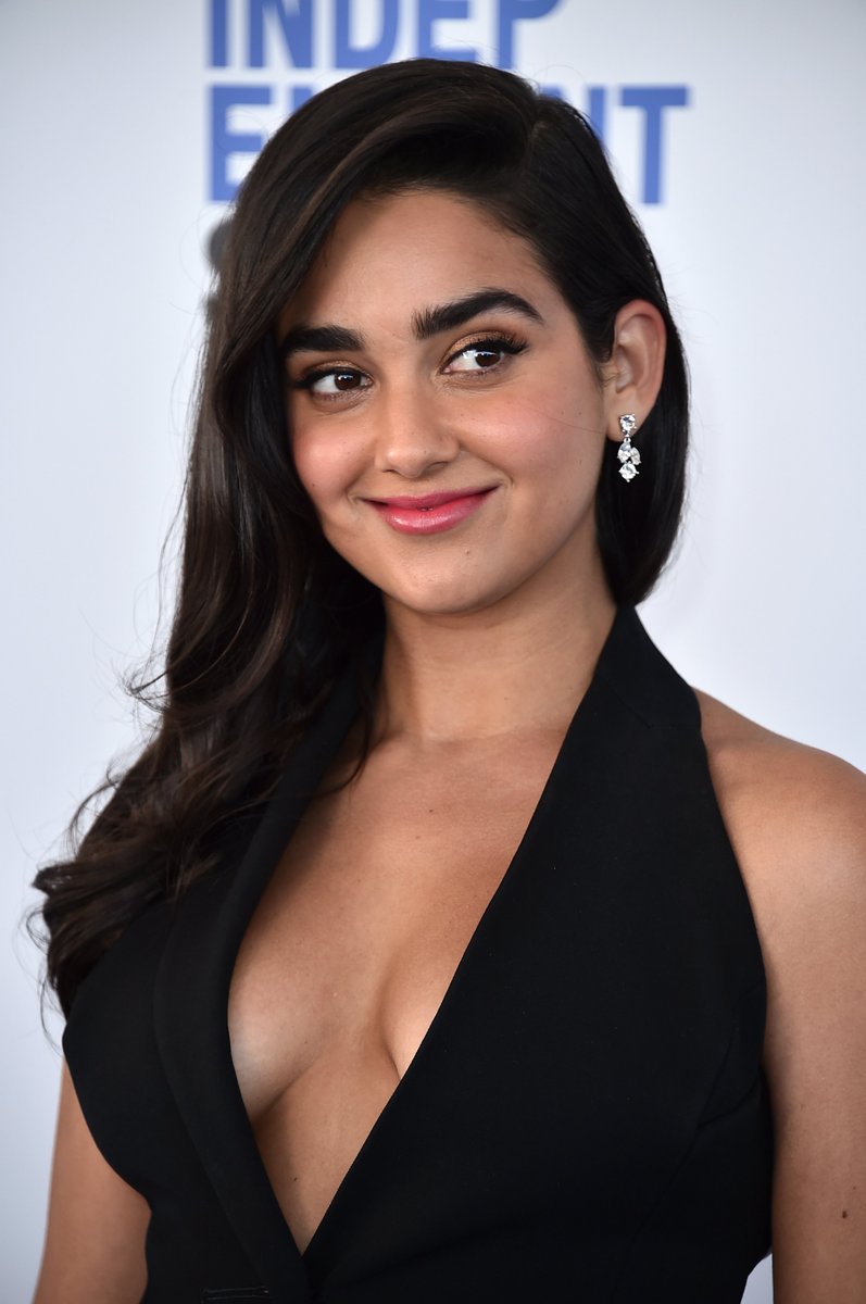TavernaMarvel's tweet photo. 🚨Geraldine Viswanathan (BoJack Horseman) entrou para o elenco de 'THUNDERBOLTS.'

Ela substitui Ayo Edebiri, que deixou o projeto por conta de conflitos de agenda. https://t.co/6pZWQyjTzA