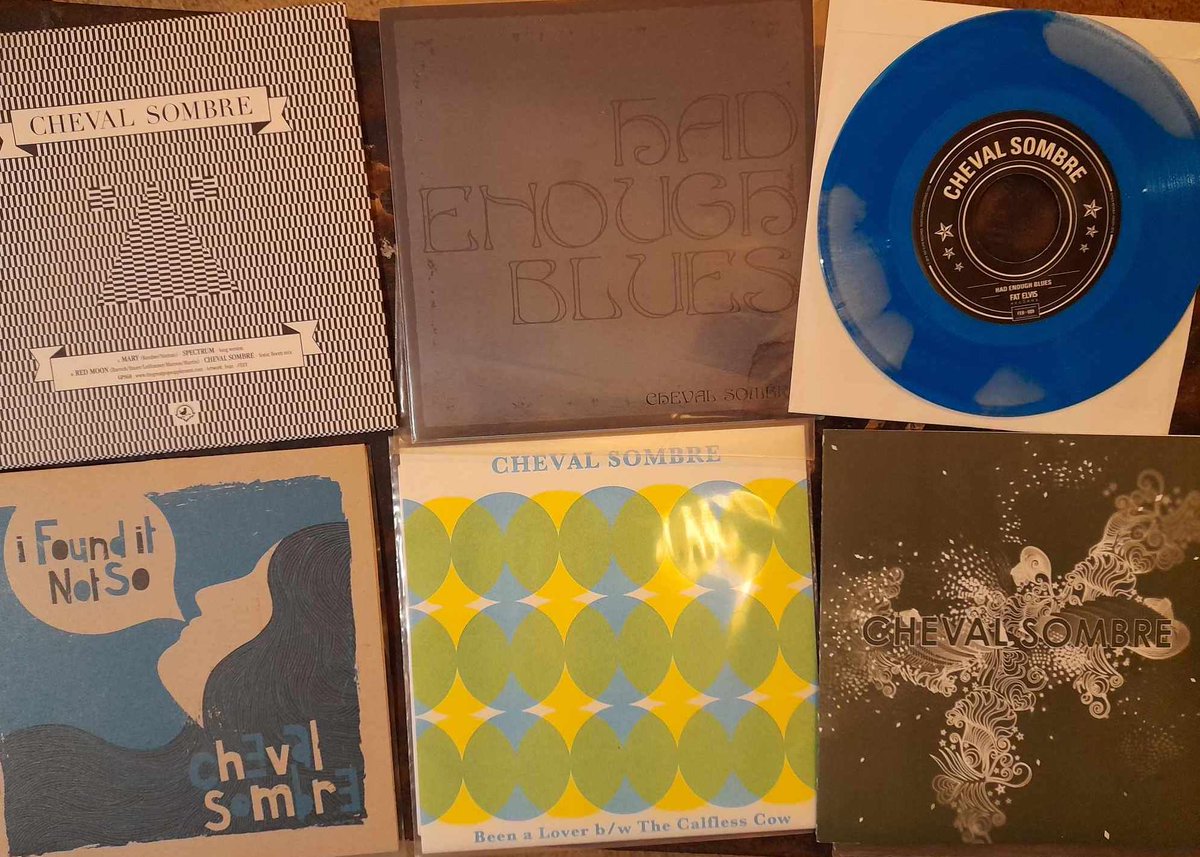 Ian Henry Durneen (@iandurneen) on Twitter photo 7" FAVOURITES!! <a href="/cheval_sombre/">Cheval Sombre</a>
#VinylDelight #NowPlaying
Awesome Supremes cover >
youtube.com/watch?v=u5JoNe… 7" FAVOURITES!! <a href="/cheval_sombre/">Cheval Sombre</a>
#VinylDelight #NowPlaying
Awesome Supremes cover >
youtube.com/watch?v=u5JoNe…