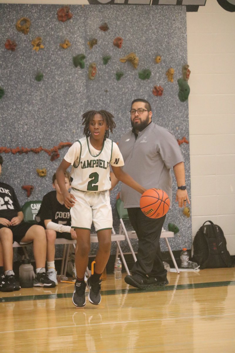 CampbellMSBask1's tweet photo. Here are some pics from last week game…Great job last week…Thanks @robertsartcfisd for the great pics…Go Gators…@GatorMSFootball @CampbellGators @CyRidgeMbb @CyCreek_Hoops https://t.co/L15n74NTTv