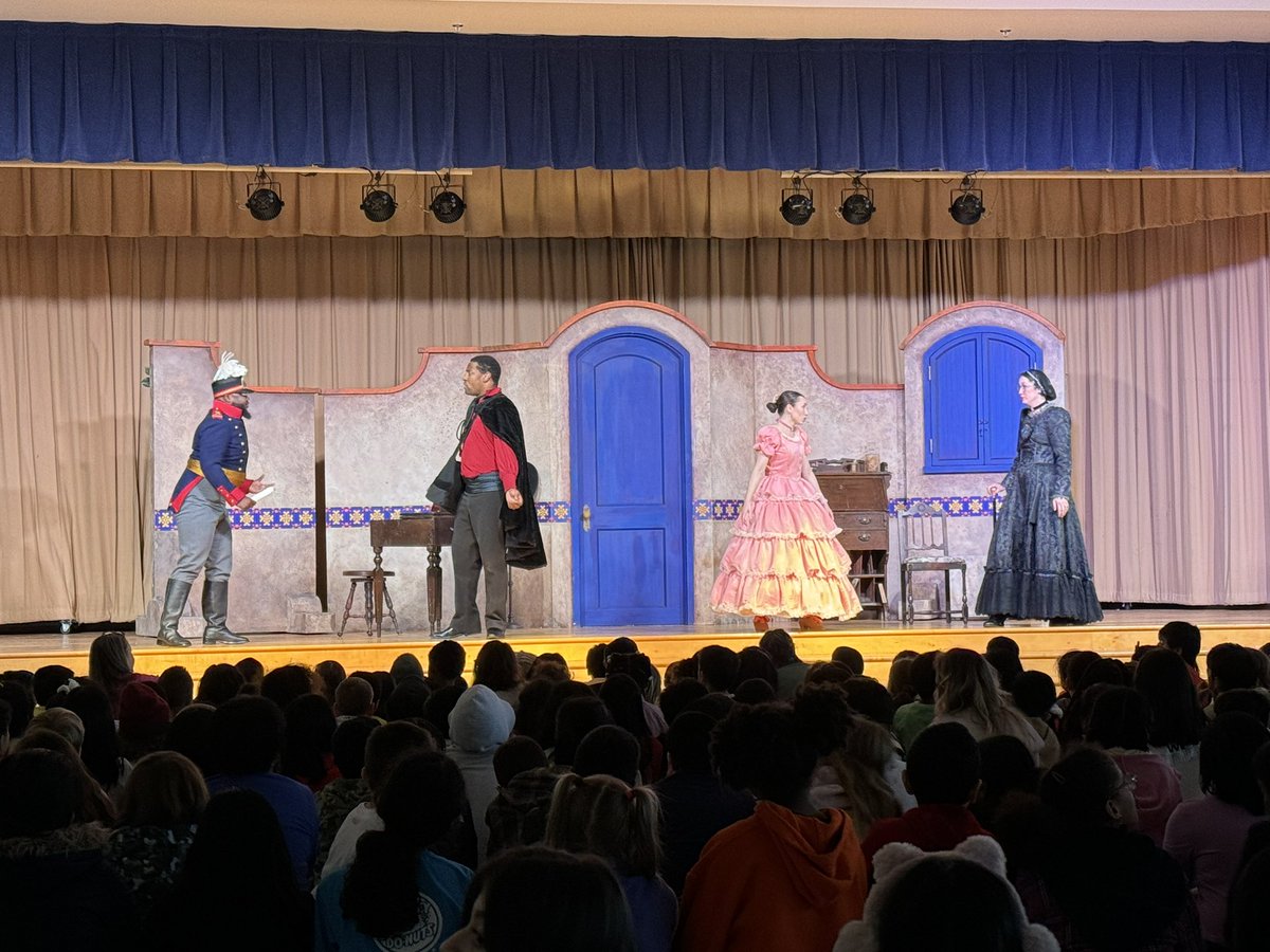 Our 2-5 musicians had the privilege of being the audience for <a href="/TheAtlantaOpera/">The Atlanta Opera</a>’s “The Bilingual Barber of Seville” performed right here at NPE! Brava tutti to the cast, and muchas gracias to <a href="/FultonCoSchools/">FultonCountySchools</a> <a href="/koperniak/">Matt Koperniak</a> and <a href="/NPESprincipal/">Amy Booms Lemons</a> for making this possible! #fcsmusic