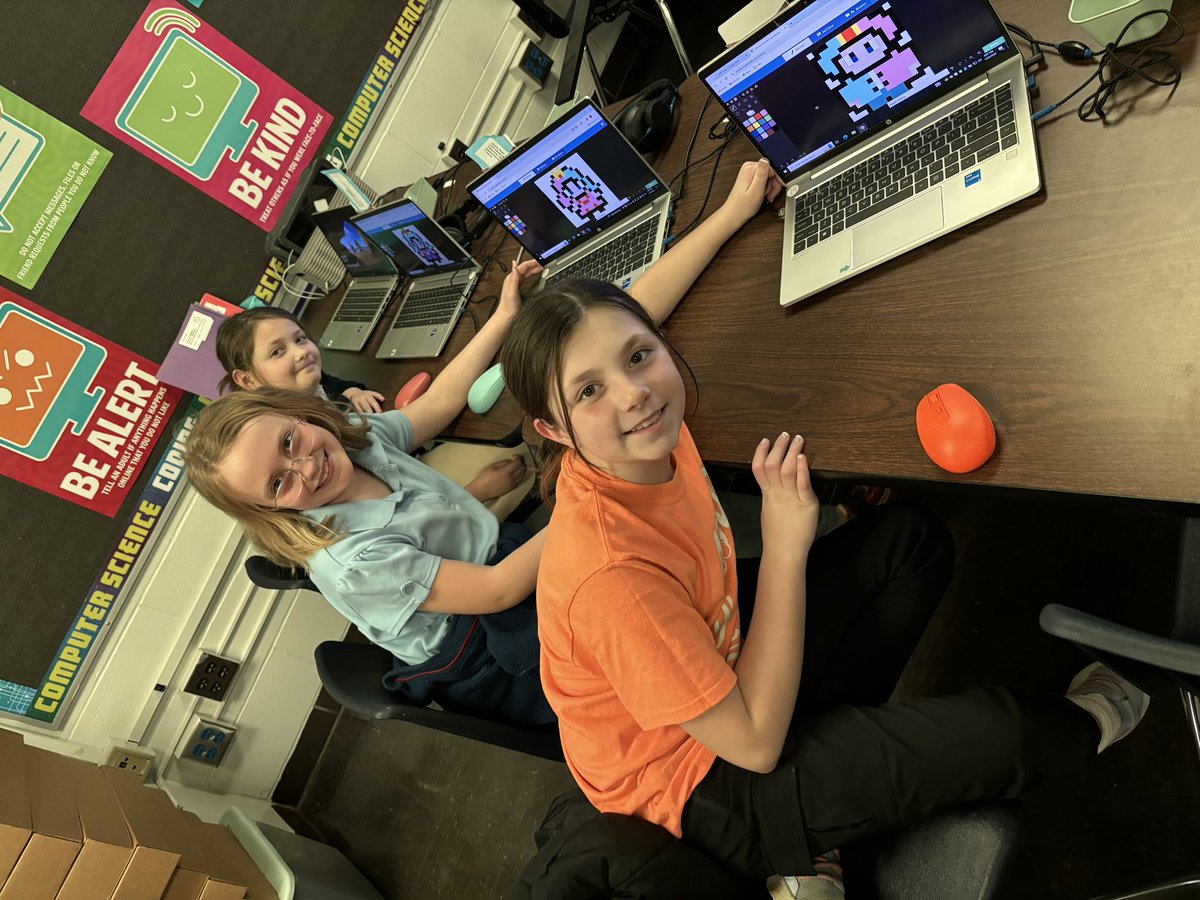 K Nicki Walker tweet media