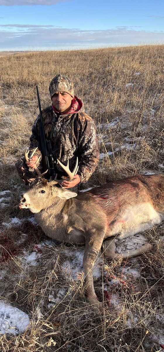 SajidVirk's tweet photo. @wasimakramlive Since u r coming to Calgary…. Should u want to spend a day out Hunting/ Quading or Horse riding…. I have all these activities under my disposal… knowing u lije adventure en outdoor I will let u enjoy Albertan ways of life…. 
Ofcourse offer for Free for u. Lol https://t.co/PDTbqx9bgH