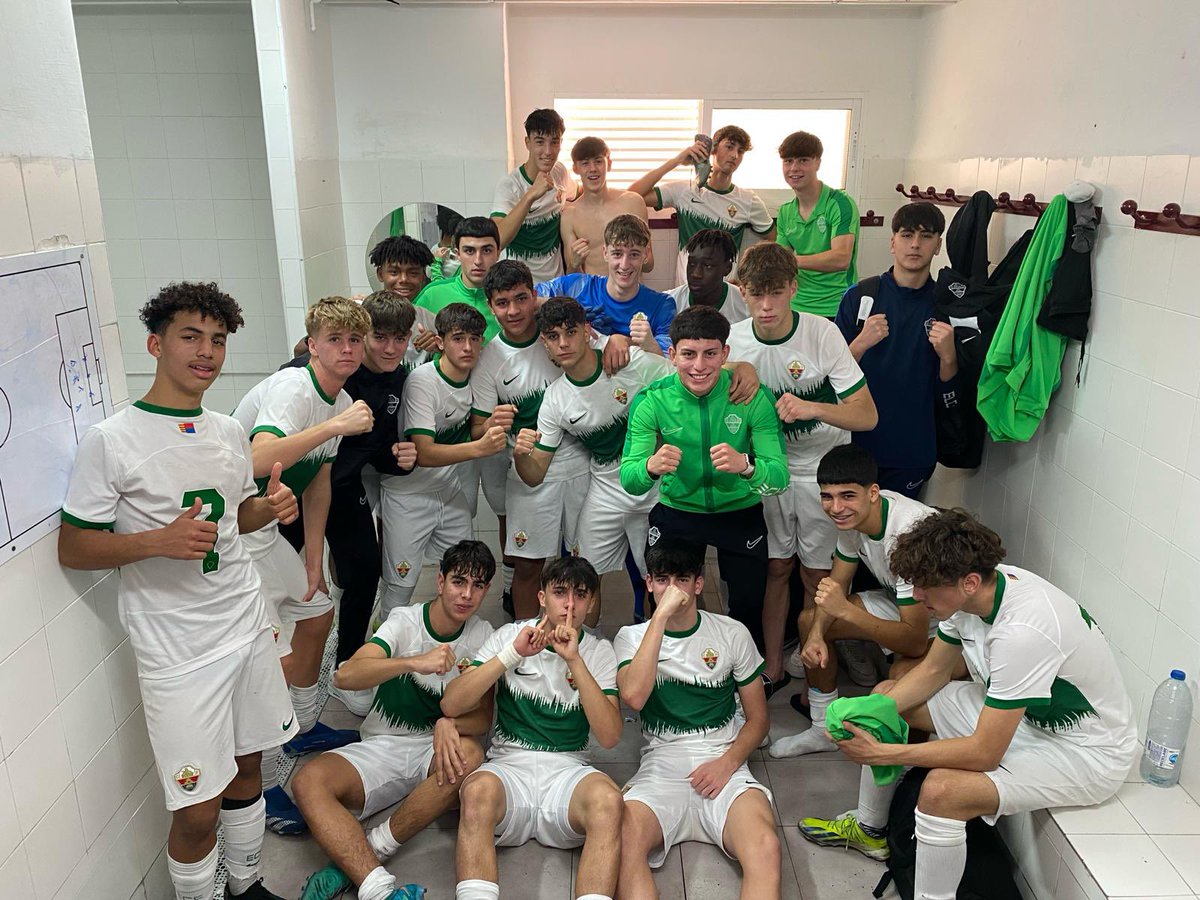 futbolbaseECF's tweet photo. El Cadete A en números de récord en Liga Autonómica. 🚀

✅ 49 puntos de 54 posibles
⚽️ 36 goles a favor
🛑 7 goles en contra en 18 partidos

👏 ¡A seguir con el temporadón, chicos! https://t.co/3nxrUW4Bma