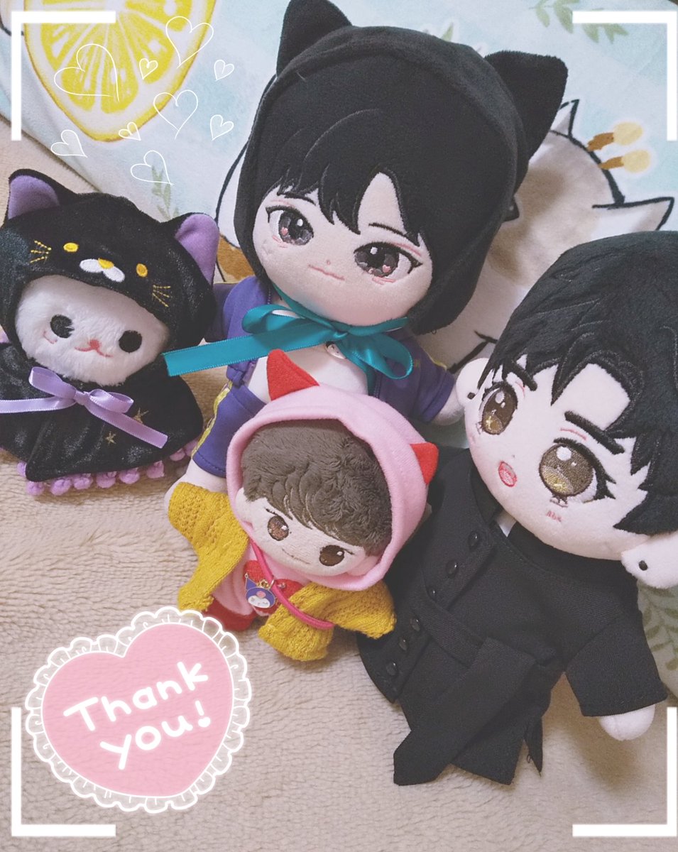 猫に変身中のりんご🍎ビニたんがヨハンウヌくんに一目惚れ🤭🌸💕
それを見に、ちびビニたんとムンエオンちゃんが集まりました😍💗
自己紹介が終わった模様です🤗😆

りんごビニたん、お友達増えて嬉しそう💗💙♪
#사과빈 #쪼콩알 #문애옹 
#요한은우 #문빈 #차은우 
<a href="/mkong_r/">문콩알💖</a> 님  <a href="/YOHAN_EW/">✝️ 요한으누 (YOHAN EW / ヨハンウヌ) ✝️</a> 님