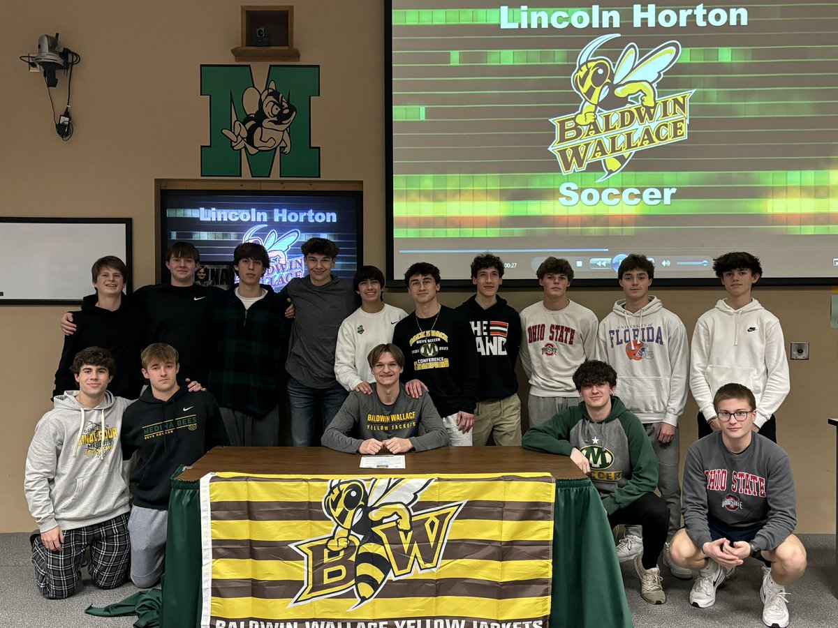 BeesBoysSoccer's tweet photo. Congratulations Lincoln! BW is lucky to have you. Best of luck at the next level! https://t.co/TmRMXHrCSV