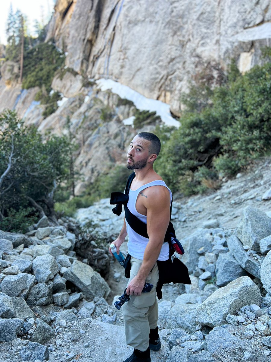 bodyzeusfounder's tweet photo. Impressed with my cardio conditioning after hiking a total of 16 hours and a total of 2425 feet in elevation in two days despite the fact that I only do zone 2 cardio twice a week in my day to day life.
Or maybe it’s #ALPHAZEUS who knows! https://t.co/ZYUofqcrGT