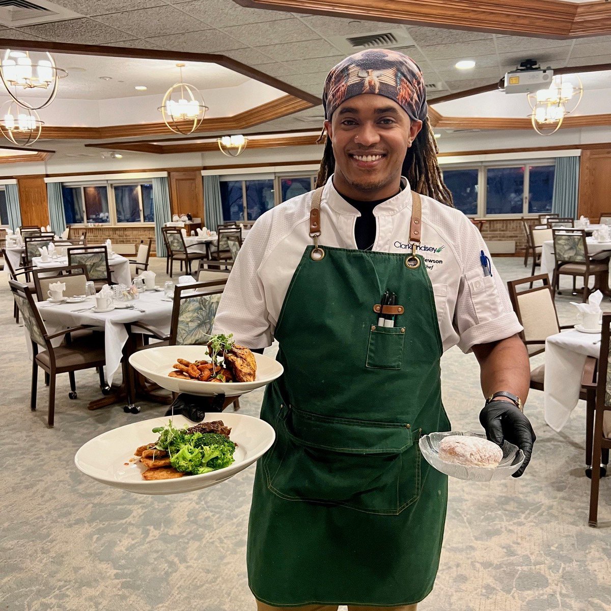 College of AHS (@ahsillinois) on Twitter photo For many culturally diverse older adults, reluctance to enroll in long-term care may start in the cafeterias.
That's why @KCHillinois asst. prof. <a href="/MinaRaj91/">Mina Raj</a> is organizing a workshop at <a href="/ClarkLindsey_/">ClarkLindsey</a> centered around international seasonings. 
Story: ahs.illinois.edu/blog/kch-resea… For many culturally diverse older adults, reluctance to enroll in long-term care may start in the cafeterias.
That's why @KCHillinois asst. prof. <a href="/MinaRaj91/">Mina Raj</a> is organizing a workshop at <a href="/ClarkLindsey_/">ClarkLindsey</a> centered around international seasonings. 
Story: ahs.illinois.edu/blog/kch-resea…