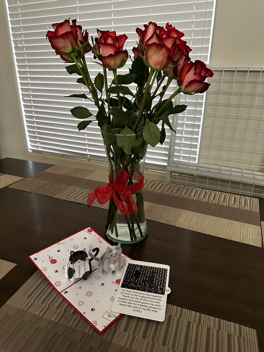 Reminder to ask your lover to be your valentine 🫶🏼