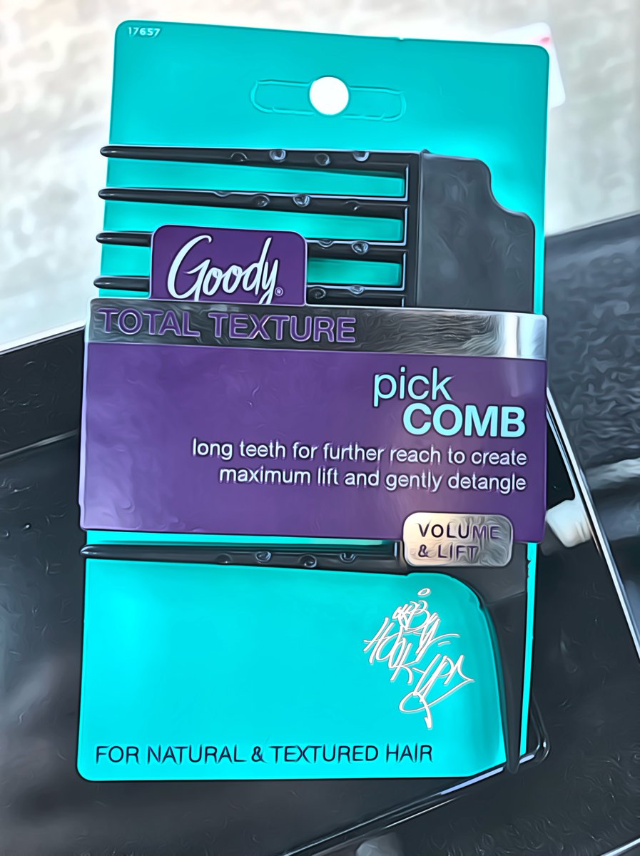 UrbanHookUpz's tweet image. Pick COMB
Art By: Anwar
——————-

#pick #comb #curls #waves #curly #BEARD #hair