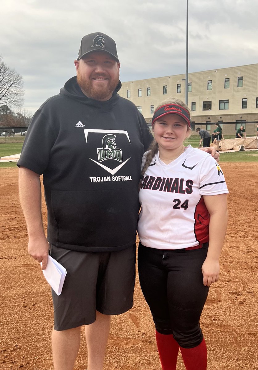 🥎Our girls represented well at their camps this weekend!! It’s always nice to get great feedback from the coaches! Proud of all these young ladies! Great things coming!🥎