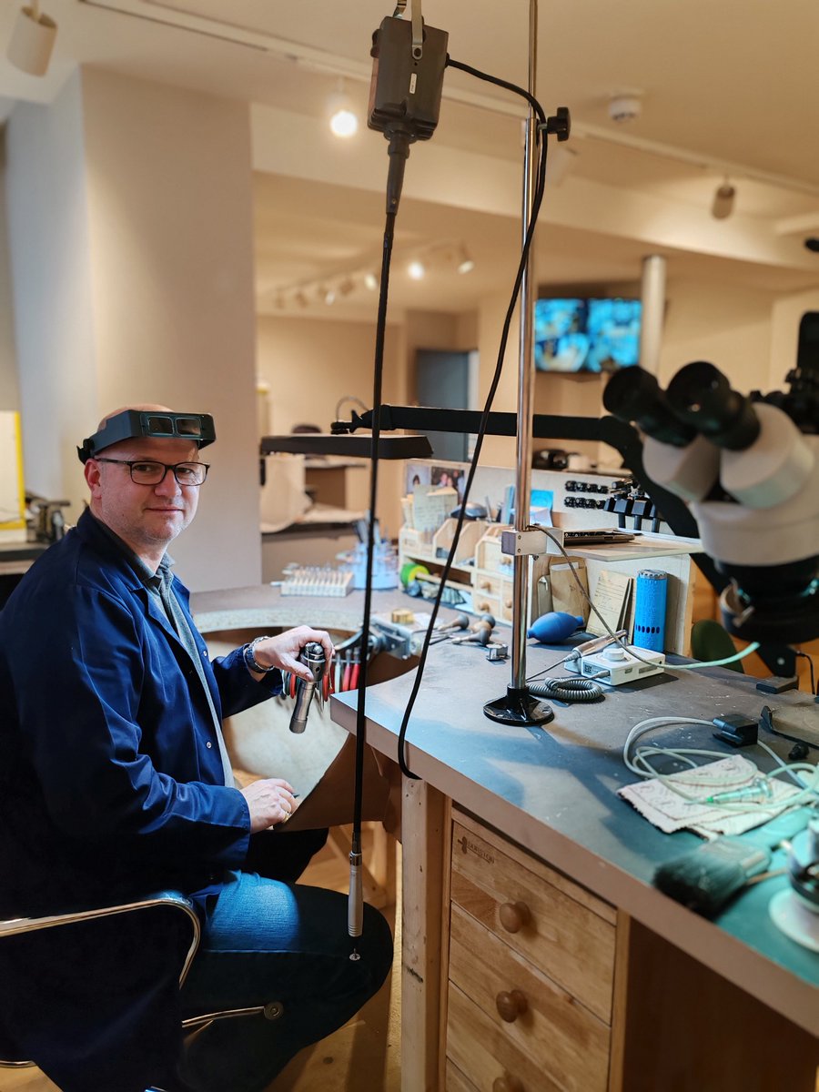 diamondsetterUK's tweet photo. Here at @the_diamond_setter we offer unparalled crafrsmanship. Knowing who made your jewellery adds to the narative, a real story to tell.

Explore the possibilities, not just the ordinary ✨

#tunbridgewellsjeweller #tunbridgewells #localjeweller #kentjeweller #diamondsetter https://t.co/pg0O2TM0Tk