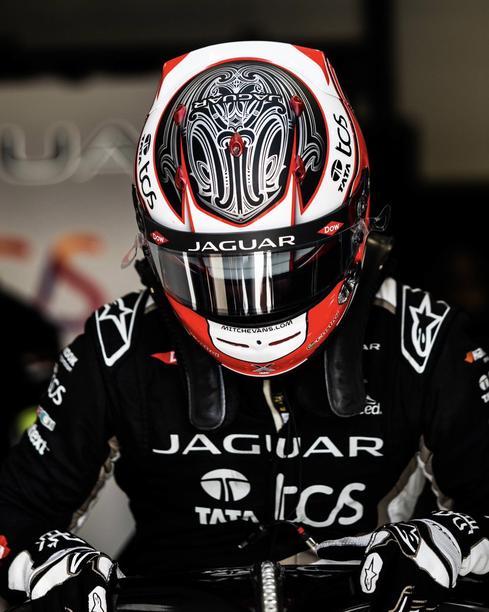 jamsportsmgmt's tweet photo. A tough weekend for @mitchevans_ at the #DiriyahEPrix. Front row for race 1 saw him fighting for podium positions which slipped away during a last lap battle. Day 2 was tougher with lack of pace from the car placing him outside the top 10. A long break and then onto Brazil #ME9 https://t.co/N6didGIDtA