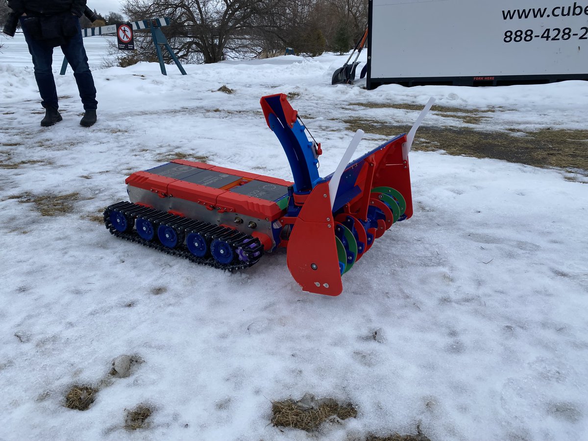 NCC_Skateway's tweet photo. Say hello to the Rideau Canal Skateway’s new snowbot!

❄ We’re testing the snowbot to see if it can help with early snow removal on thin ice.

🧊 This could help our team build ice earlier in the season

#RideauCanal #OttNews https://t.co/yJg1GtDxkt