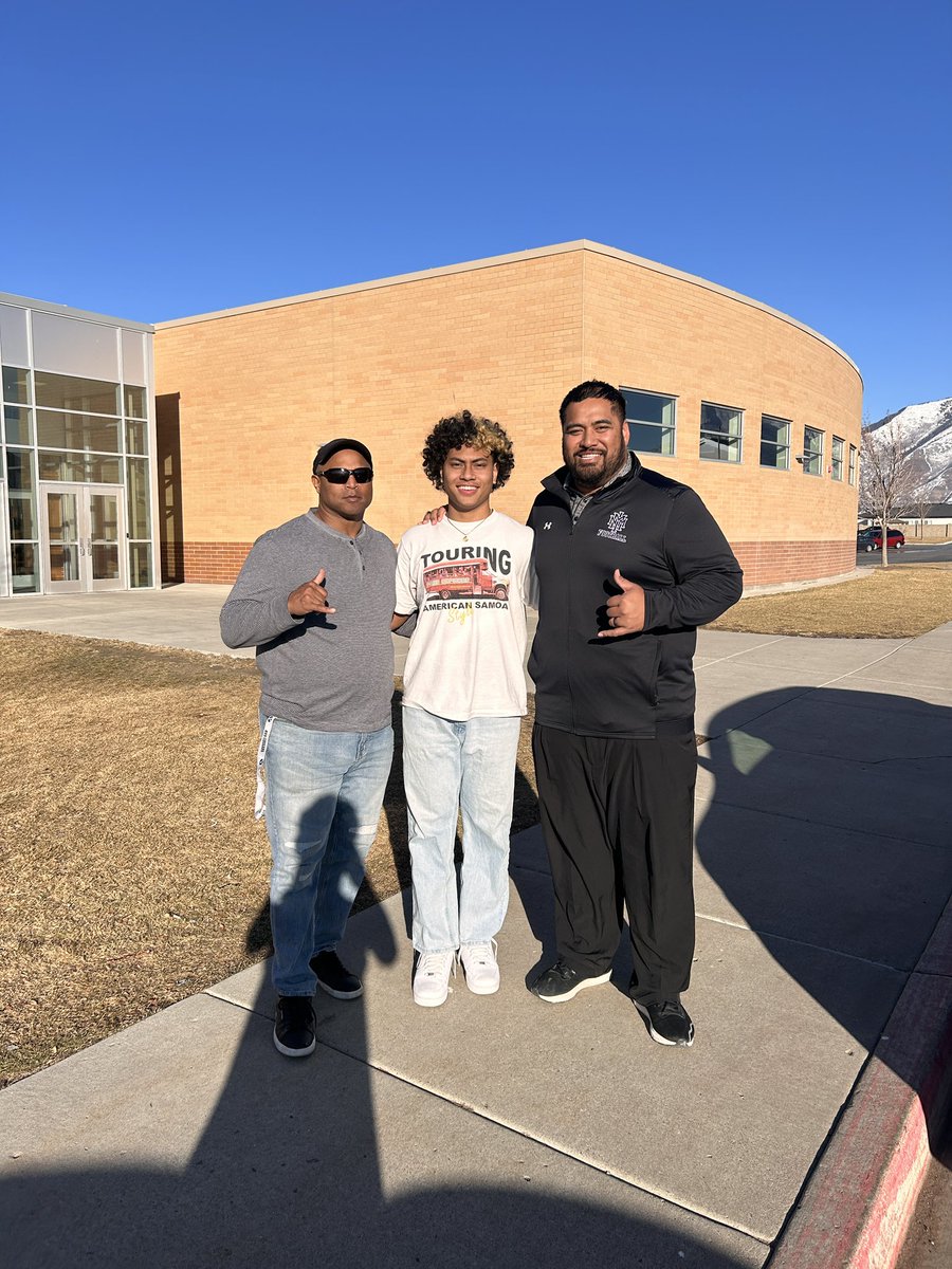 Vili Fano (@vfano2) on Twitter photo After a great conversation with <a href="/CoachTaufaasau/">Kurt Taufa’asau</a> I am blessed to receive an offer from <a href="/nmmibroncos/">NMMI Football</a> #AG2G #gobroncos #blessings
<a href="/CoachTyusMoe/">Tyus Moe</a> @CoachDomMoe @wortiz2896 <a href="/MapleMountainFB/">Maple Mountain Football</a> <a href="/binghamf/">Bingham Fano</a> After a great conversation with <a href="/CoachTaufaasau/">Kurt Taufa’asau</a> I am blessed to receive an offer from <a href="/nmmibroncos/">NMMI Football</a> #AG2G #gobroncos #blessings
<a href="/CoachTyusMoe/">Tyus Moe</a> @CoachDomMoe @wortiz2896 <a href="/MapleMountainFB/">Maple Mountain Football</a> <a href="/binghamf/">Bingham Fano</a>