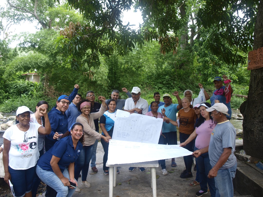 En los cimientos del desarrollo del poder popular se encuentra la acción social, que constantemente se ve reforzada por la labor de nuestros trabajadores sociales cimarrones. Por eso desde CONADECAFRO celebramos hoy 29 de enero el #DíaDelTrabajadorSocial.