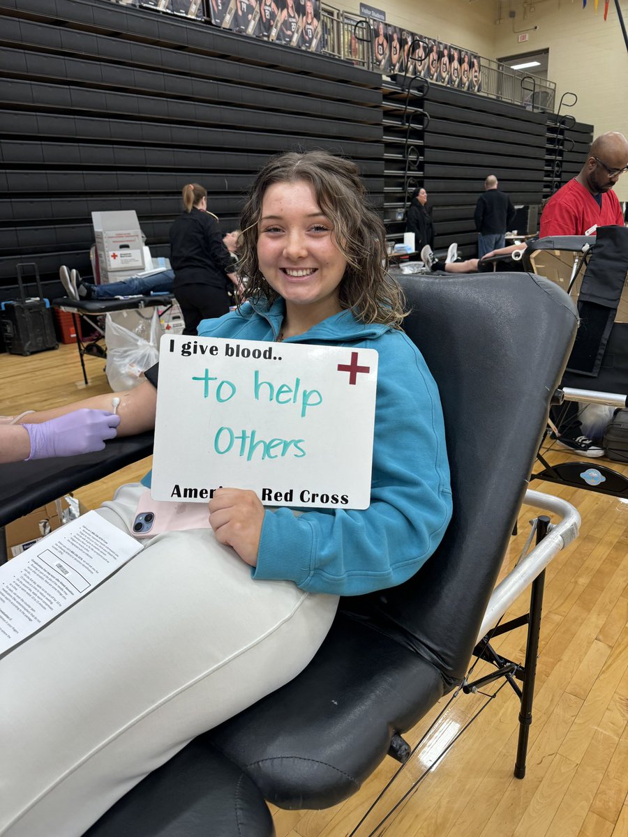 JenniferLewis71's tweet photo. Here’s why we give!
Thank you to all of our amazing donors today.  We far exceeded our goal!  If you’re interested in being someone’s hero we’d love to see you at our next drive on 3/26 from 6:30 - 1:00.  Message me or sign up online.
@GlenwoodRams https://t.co/GOO7BZaJKm