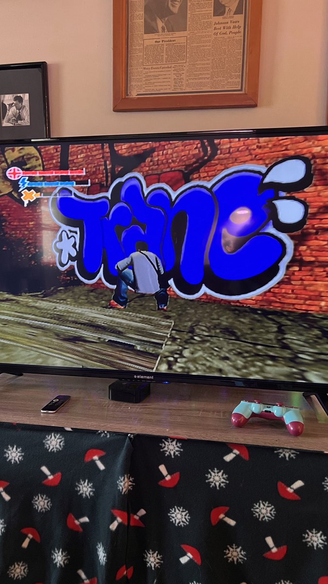 bearsarecats's tweet image. Even when I’m gaming I’m making art.
 I love this game so much. Any change we get a remaster??? #GettingUp