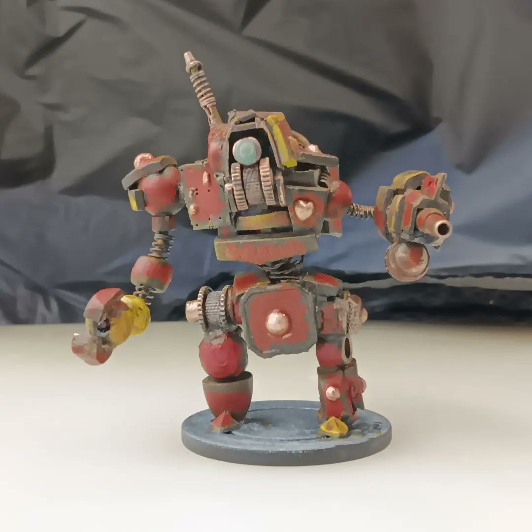 Saltly_Sculpts's tweet image. Another day, another machine.
#scratchbuild #miniatures #miniaturepainting