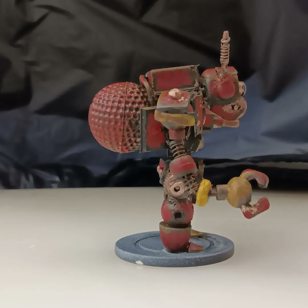 Saltly_Sculpts's tweet image. Another day, another machine.
#scratchbuild #miniatures #miniaturepainting
