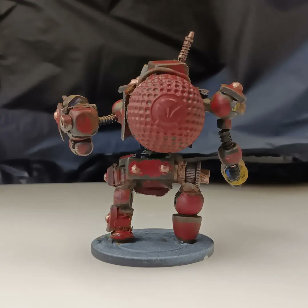 Saltly_Sculpts's tweet image. Another day, another machine.
#scratchbuild #miniatures #miniaturepainting