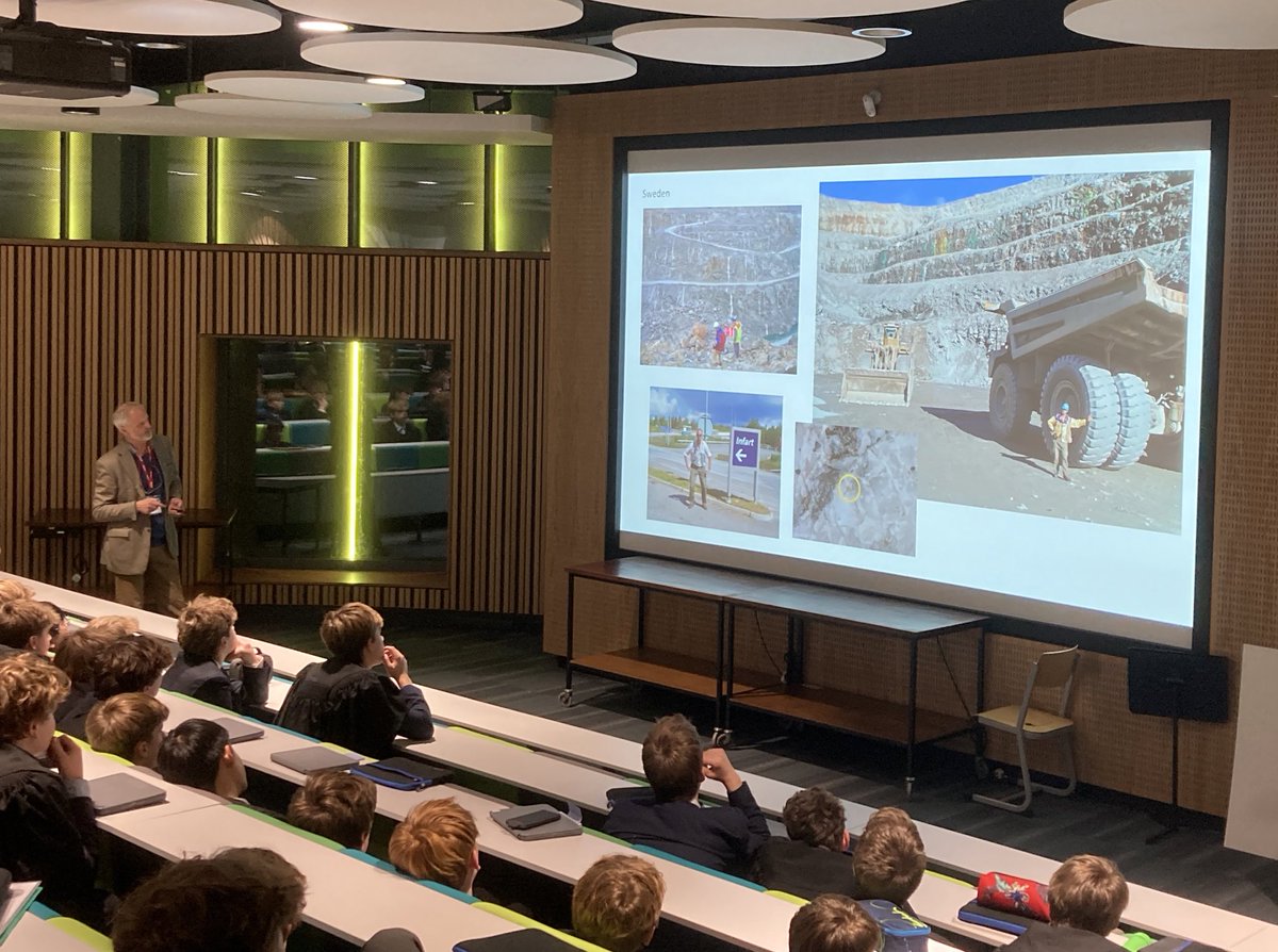 Huge thanks to John Gray OR of Verde Minerals for coming to talk to Yr9 about his worldwide travels as an exploration geologist, hopefully inspiring the next generation of earth scientists <a href="/RadleyFSocial/">F Social</a> <a href="/RadleySust/">Radley Sustainability</a> <a href="/RadleyCliMates/">RadleyClimateSociety</a> <a href="/RadleyAcademic/">Radley College Academic</a> <a href="/RadleianSociety/">The Radleian Society</a>