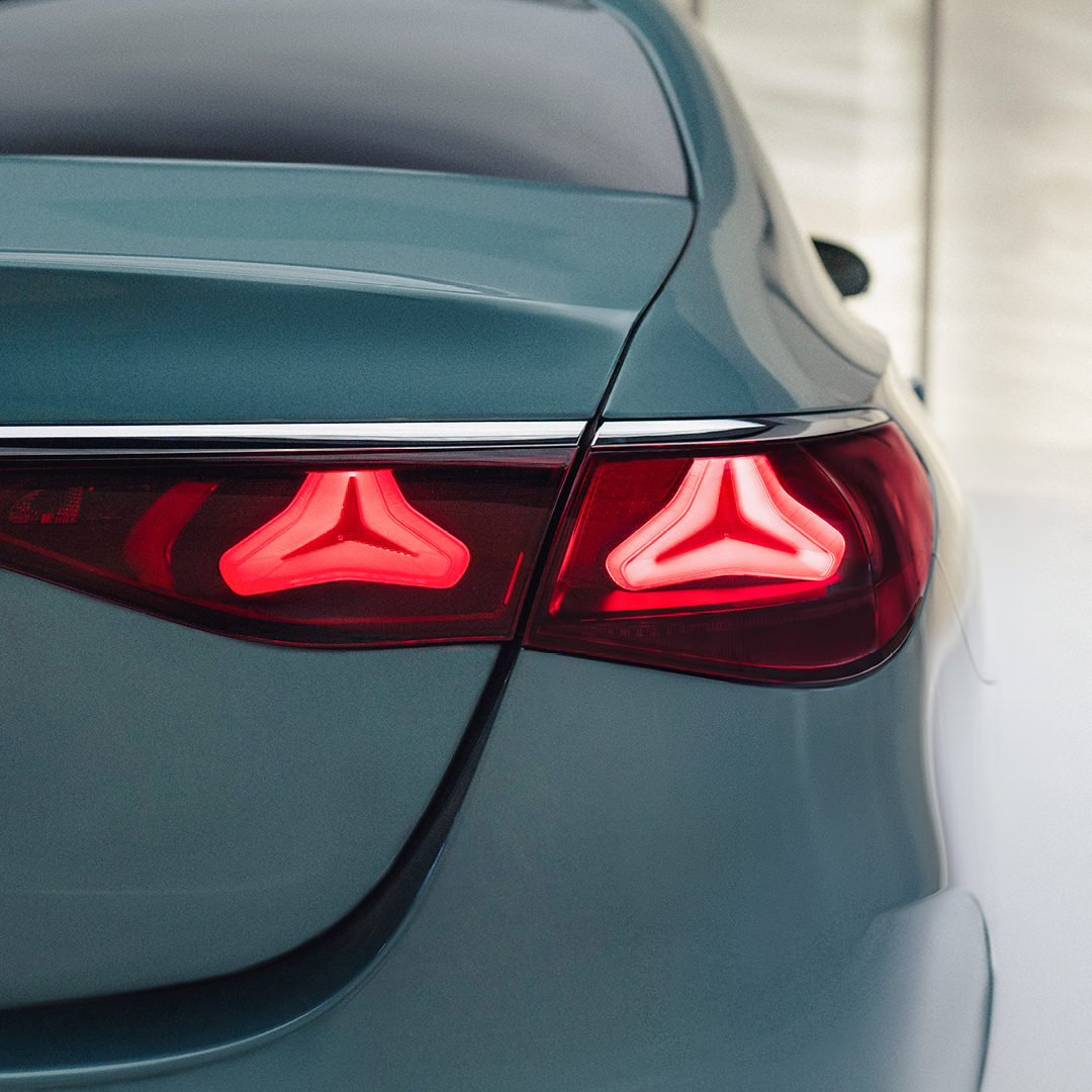 MercedesBenzIre's tweet photo. Meet the evolved you in the new @MercedesBenz #EClass Sportier, a higher performer and even more intelligent. What more could you ask for?! Find out more: https://t.co/JiYJ0rG3sm
#mercedesbenz #mercedes #eclass #evolveswithyou https://t.co/4PXVZ86aQb