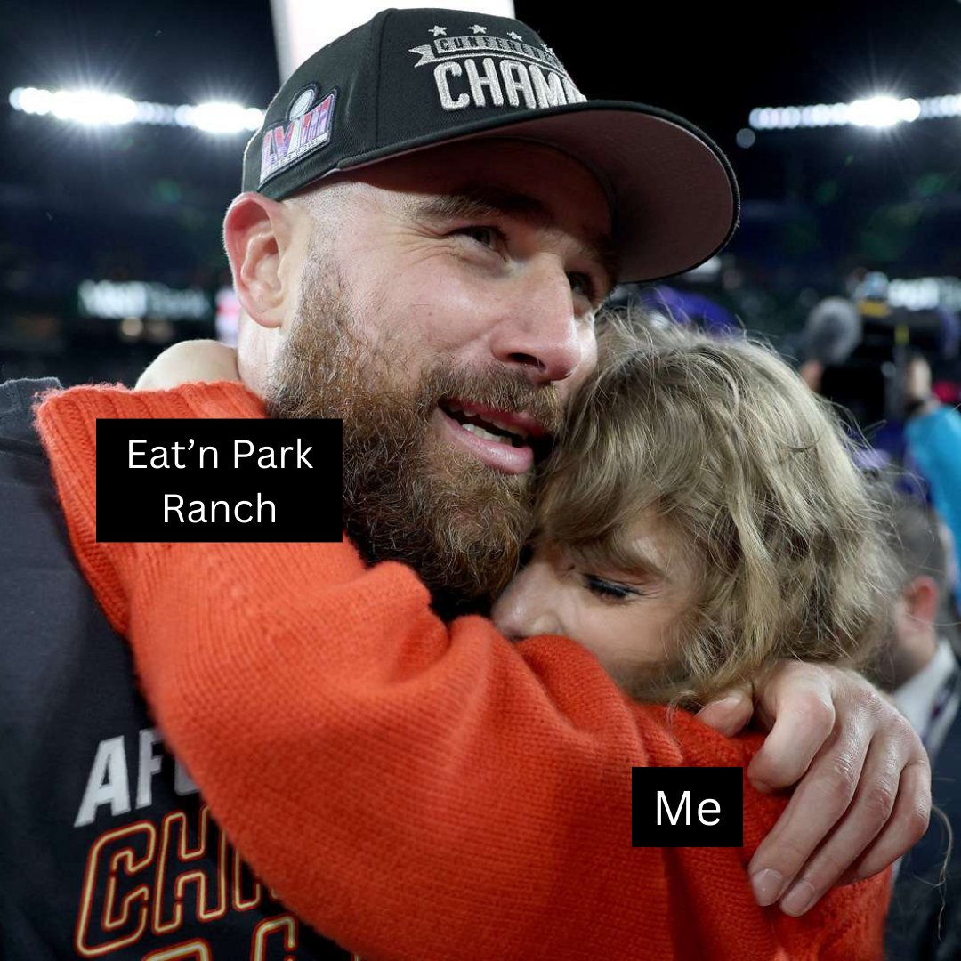 EatnPark's tweet photo. The Steelers may not have made it to the Super Bowl, but at least Taylor did. #PApride https://t.co/g9XFP8GnRa