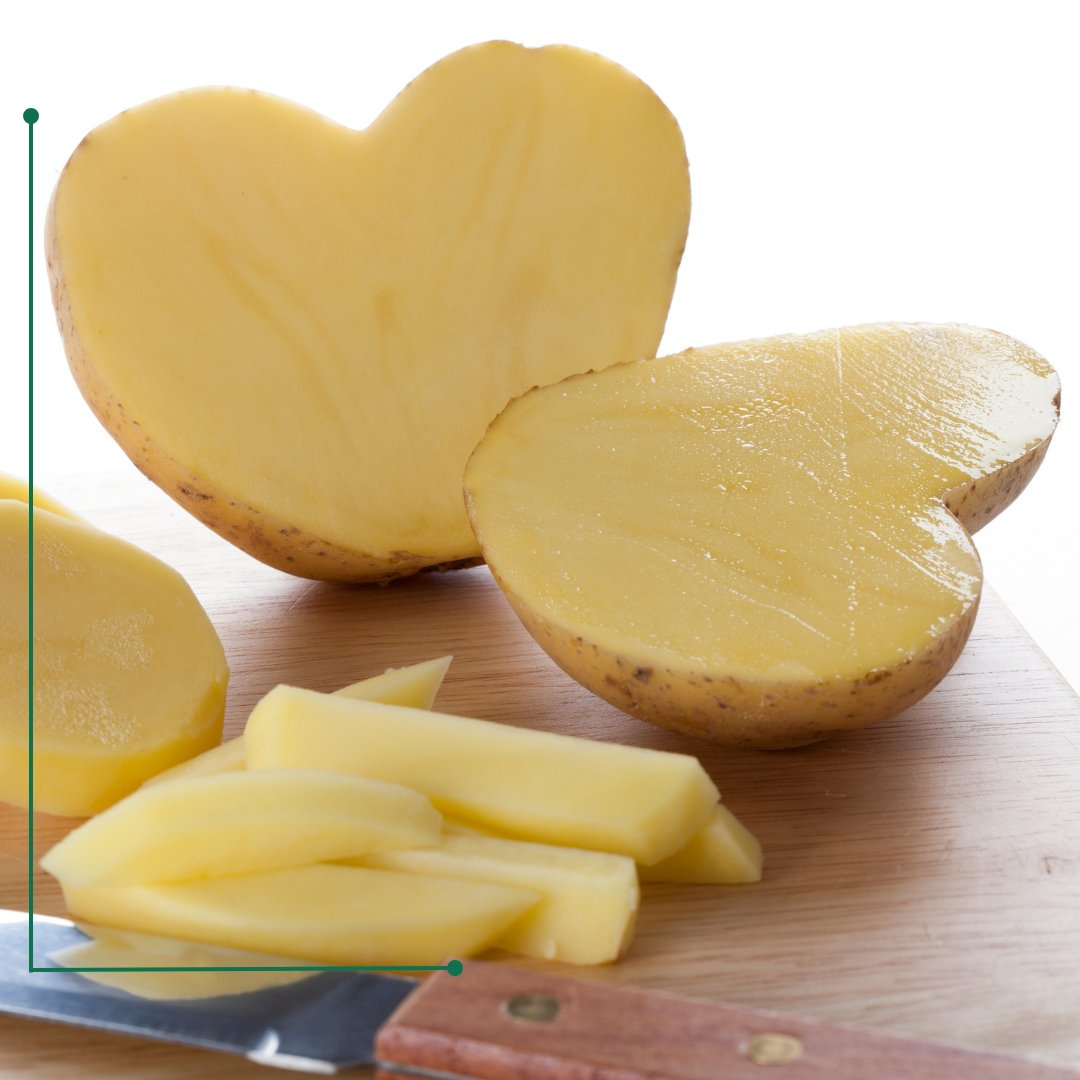 OregonSpuds's tweet photo. During Shakespeare’s lifetime, the potato was referred to as the “apple of love.” #OregonSpuds #PotatoHistory #PotatoFun https://t.co/87R6yQe28y