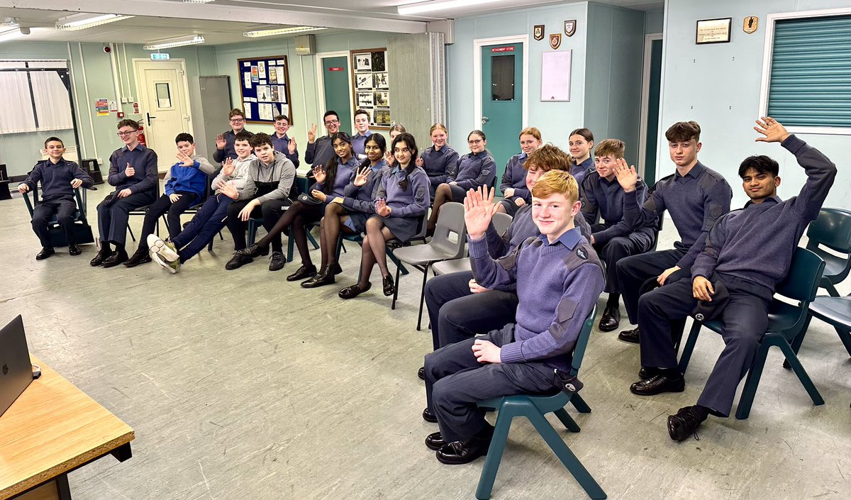 WWIIPolesNI's tweet photo. The first session of the shared history programme with Air Cadets from 833 Antrim Squadron launched. We will be working with the Cadets in the upcoming weeks to provide knowledge on the history of the Polish Airmen in #WW2
#NIExecutive #CentralGoodRelations #TBUC https://t.co/areL1RTslZ