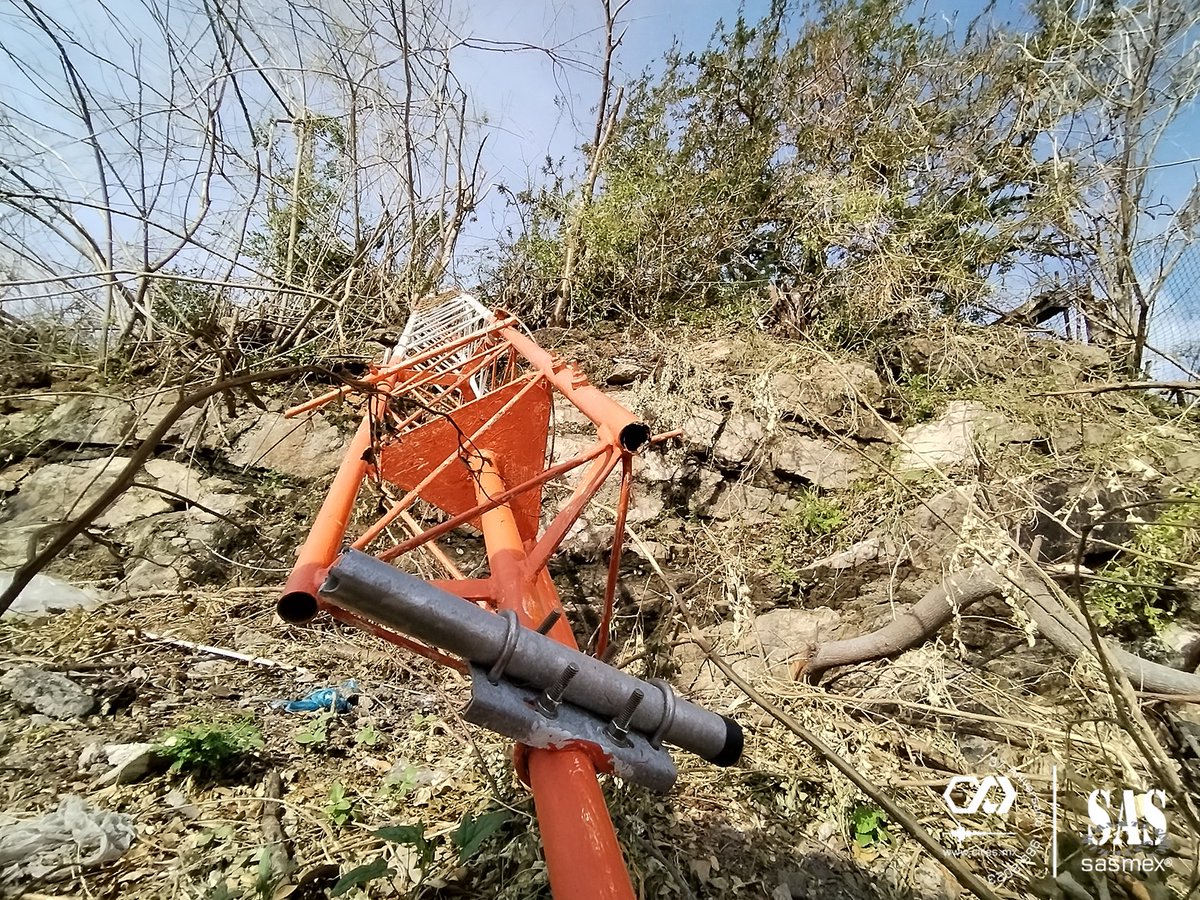 SASMEX's tweet image. En la estación El Jardín, las pérdidas fueron totales y el reto para ‘levantarla’ fue ‘titánico’.
@CNPC_MX @laualzua @IIUNAM @FIUNAM_MX @ISC_CDMX @SGIRPC_CDMX

#CIRESMuchoMásquelaAlertaSísmica
#CIRES37años
#HuracánOtis
#prevencion