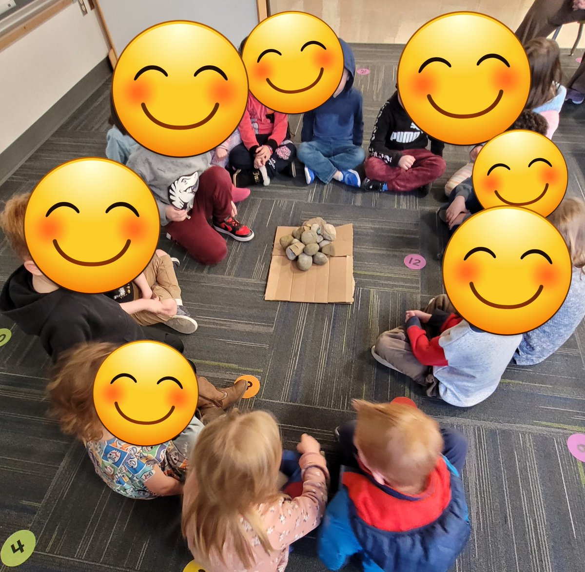 We learned about an appanaug 'a clam bake feast' in our #CKLA <a href="/Amplify/">Amplify</a> Native American unit lesson today. Then we acted it out to make the knowledge stick. Now I'm hungry for seafood! #CVLiteracy