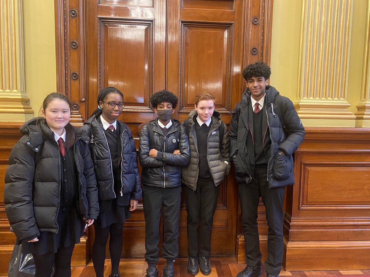 MissHarriganC's tweet photo. Great morning at the City Chambers with our Young Leaders of Learning. Great opportunity for young people to develop their pupil voice and for school improvement. Looking forward to the next few months working with Drumchapel High School. @St_Rochs @McLaughlinJ89 https://t.co/sjw3Dog70q