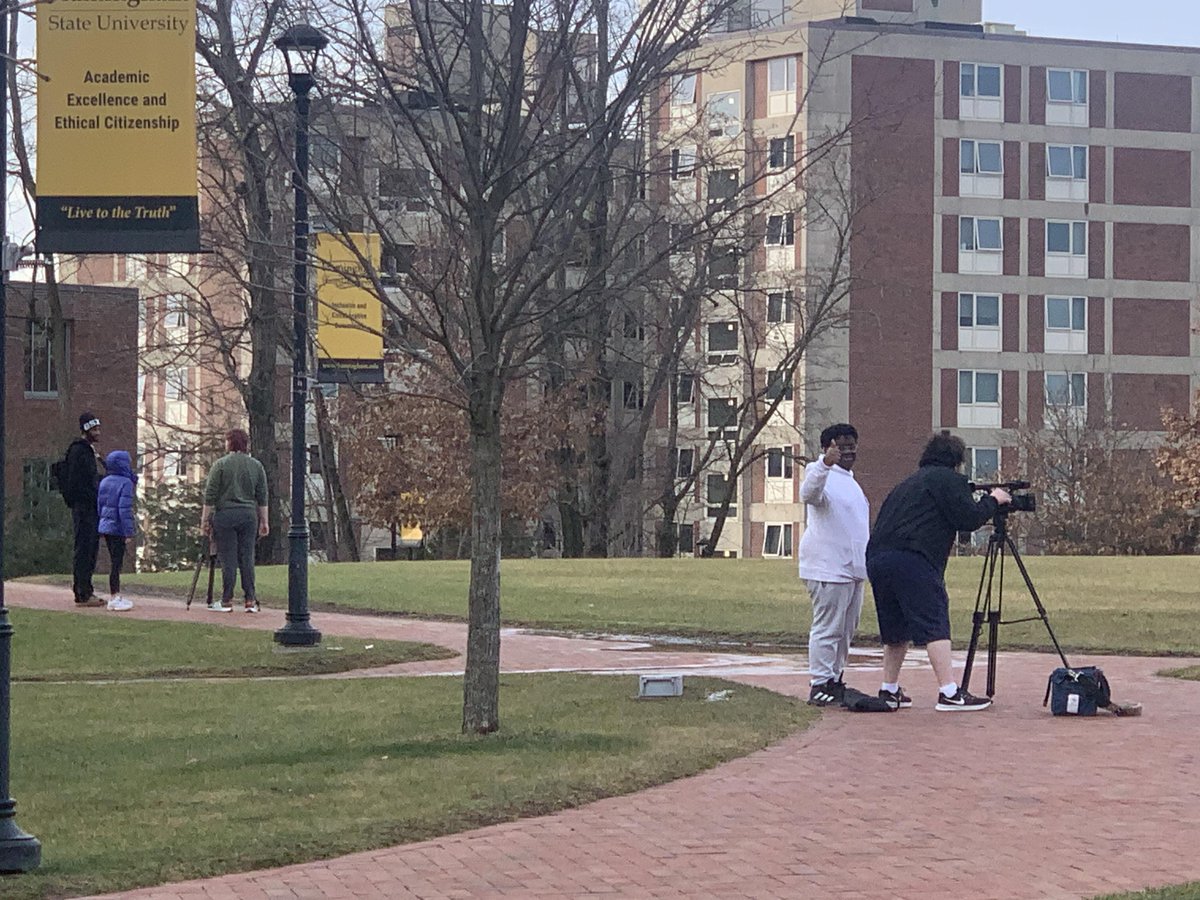 CommartsFsu's tweet image. 🎥✨ As part of production class, our students are diving into real-world experience with field assignments at the Framingham State University Campus! 🌍🎬

#DigitalProduction #Communication