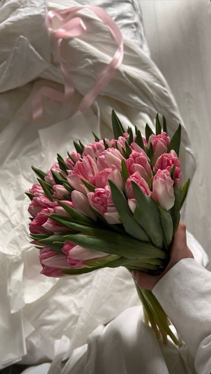 ✧ (@glowingbeauty_) on Twitter photo 