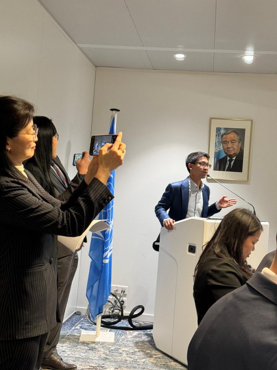 ICotutiu's tweet photo. A first great day for @UNODC_SEAP #Unwaste project study visit in the EU, with insightful sharings from 🇮🇩🇲🇾🇹🇭🇻🇳 &amp; 🇮🇹🇧🇪 along with @LIFESWEAP @brsmeas @WCO_OMD and @INTERPOL_EC on initiatives and cases related to #wastetraffic https://t.co/4l0Vm9RB95