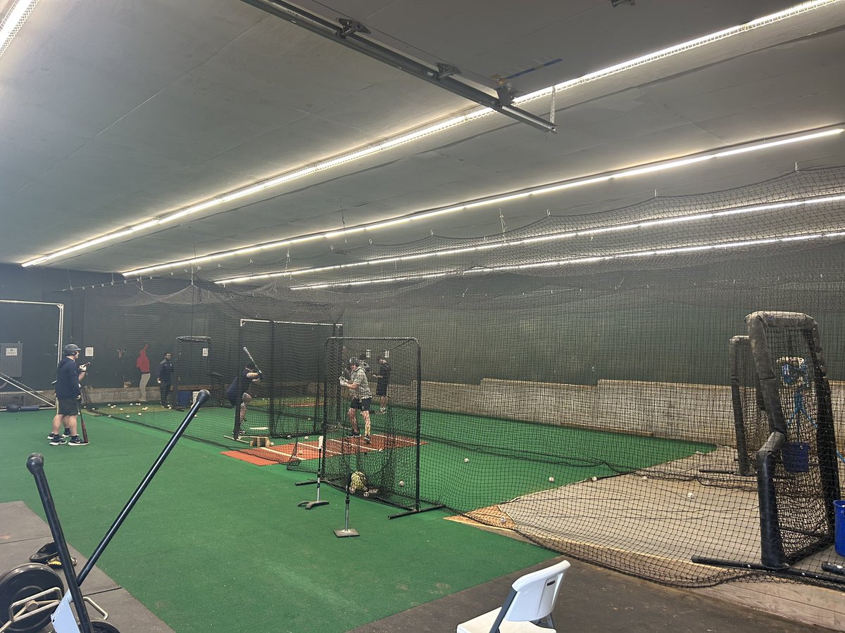 jacob_emerson_'s tweet photo. We are starting our recruiting for 2025’s here at Bluefield State University
- NCAA Division 2
- Great Facilities
- Affordable tuition
- Trackman, Armored Heat, OnForm
- Development-minded staff

My DM’s are open!
@FlatgroundApp @FlatgroundBats @BUncommitted https://t.co/TOQGmLrLq6