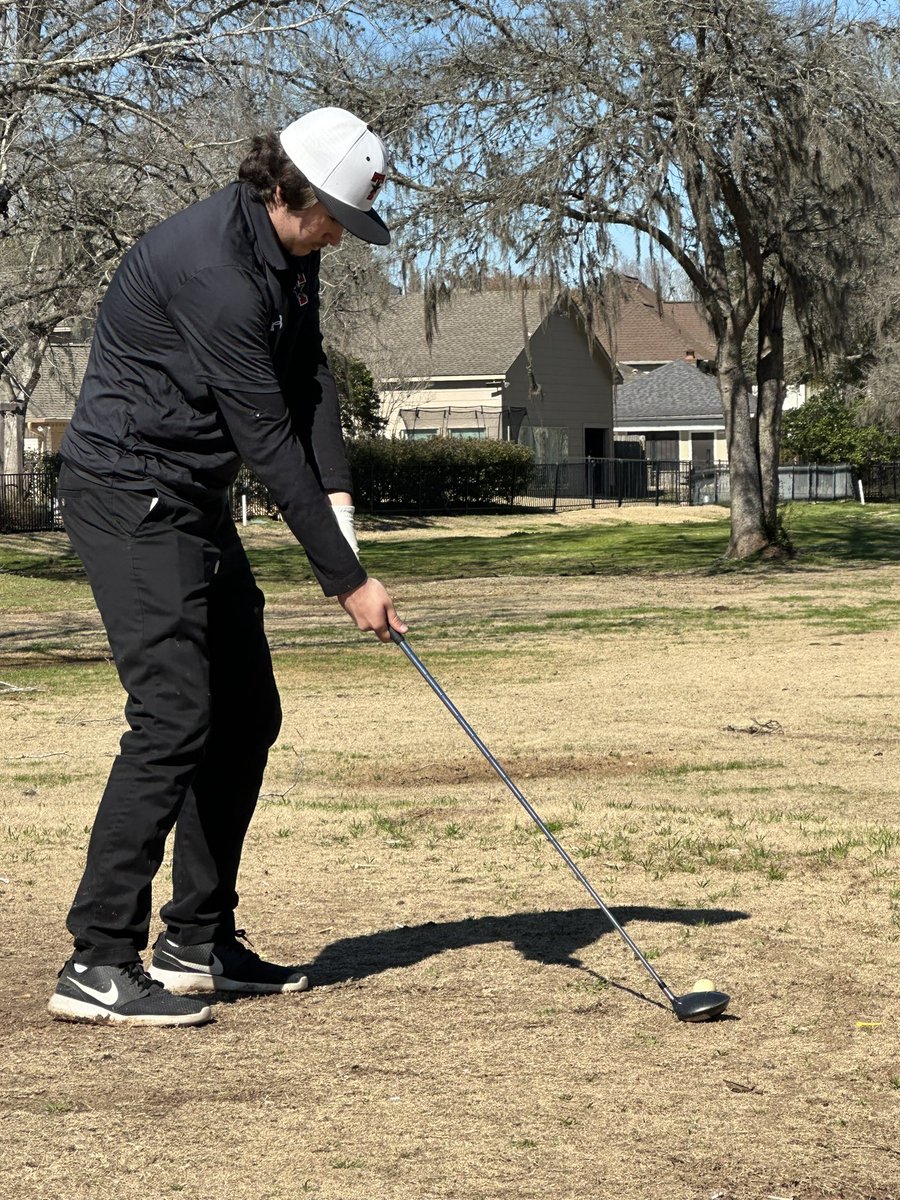 ranger_golf's tweet photo. A great day to be on the course. Getting better one putt at a time. https://t.co/5KK469VlaP