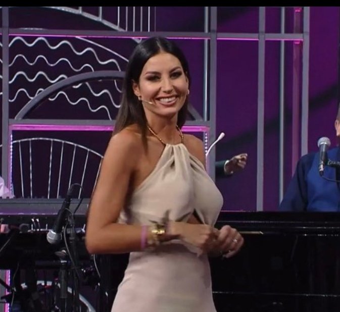 Nunzia120301's tweet photo. Il meraviglioso sorriso di #eligreg 😍😍 https://t.co/IwsRQSHjWU
