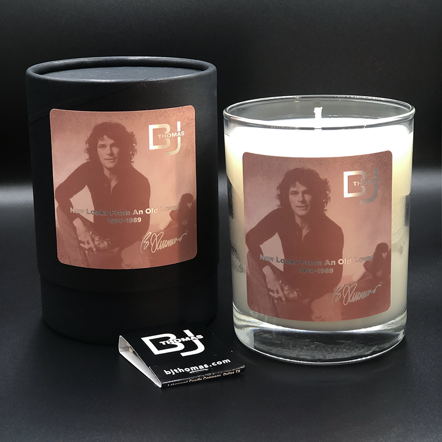 Still reminiscing about the 80s? We
are too! New Looks From an Old Lover
features a Pineapple Cilantro scent of
Meyer lemon and crushed pineapple
mixed with creamy coconut milk and
fresh cilantro. Only 25 signed candles left!
bjthomas.com/product/1980-1…