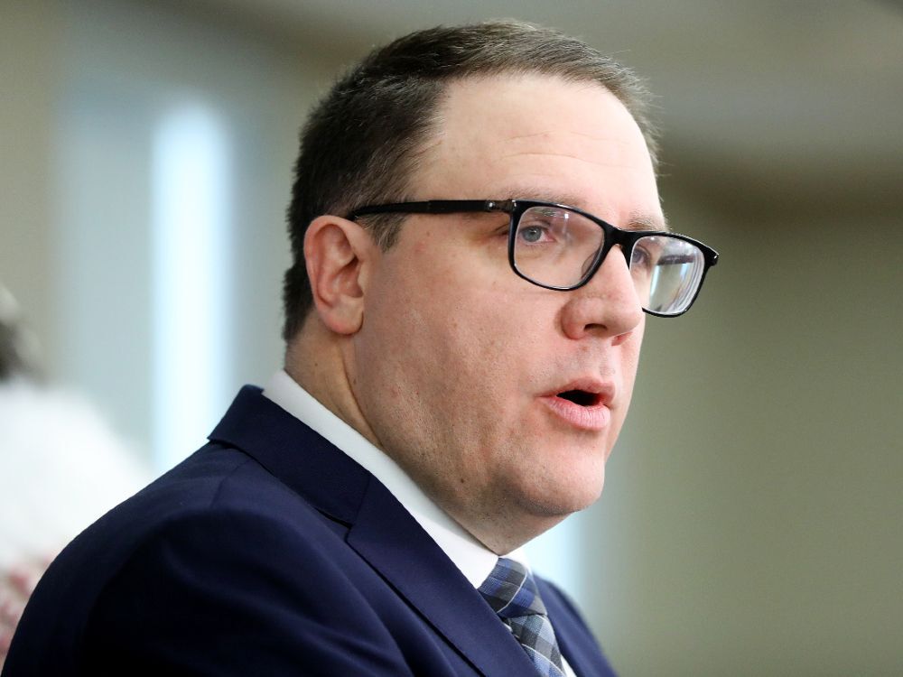 In case you missed it: the Government of Alberta announced that AISH and income-support cheques will go out four business days ahead of each month, starting with the March 2024 payment. Read more on AISH payments here: bit.ly/3vQxARH  

 #fcssStrongerTogether